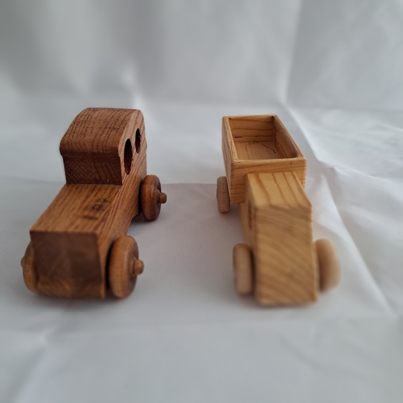 Vintage Style Wooden Toy Cars - Picture 6 of 12